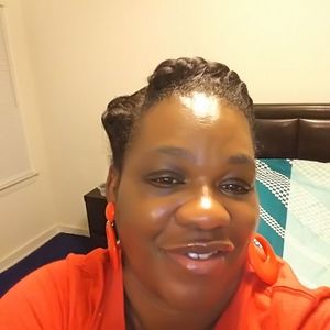 Meet your Posher, Pamela